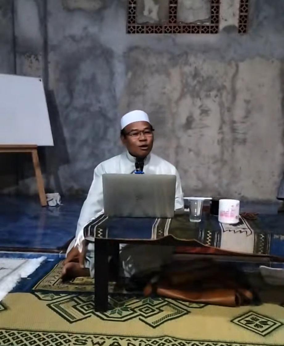Kajian Rutin Pondok Pesantren Itqan al-Qur’an al-Salmaniyah Teras Boyolali, Jawa Tengah: Membahas Iman, Ilmu, dan Amal Shalih
