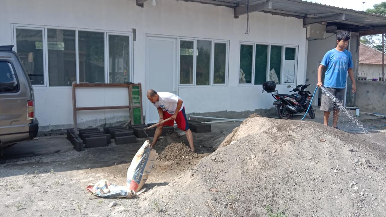 Buah jatuh tak jauh dari pohonnya