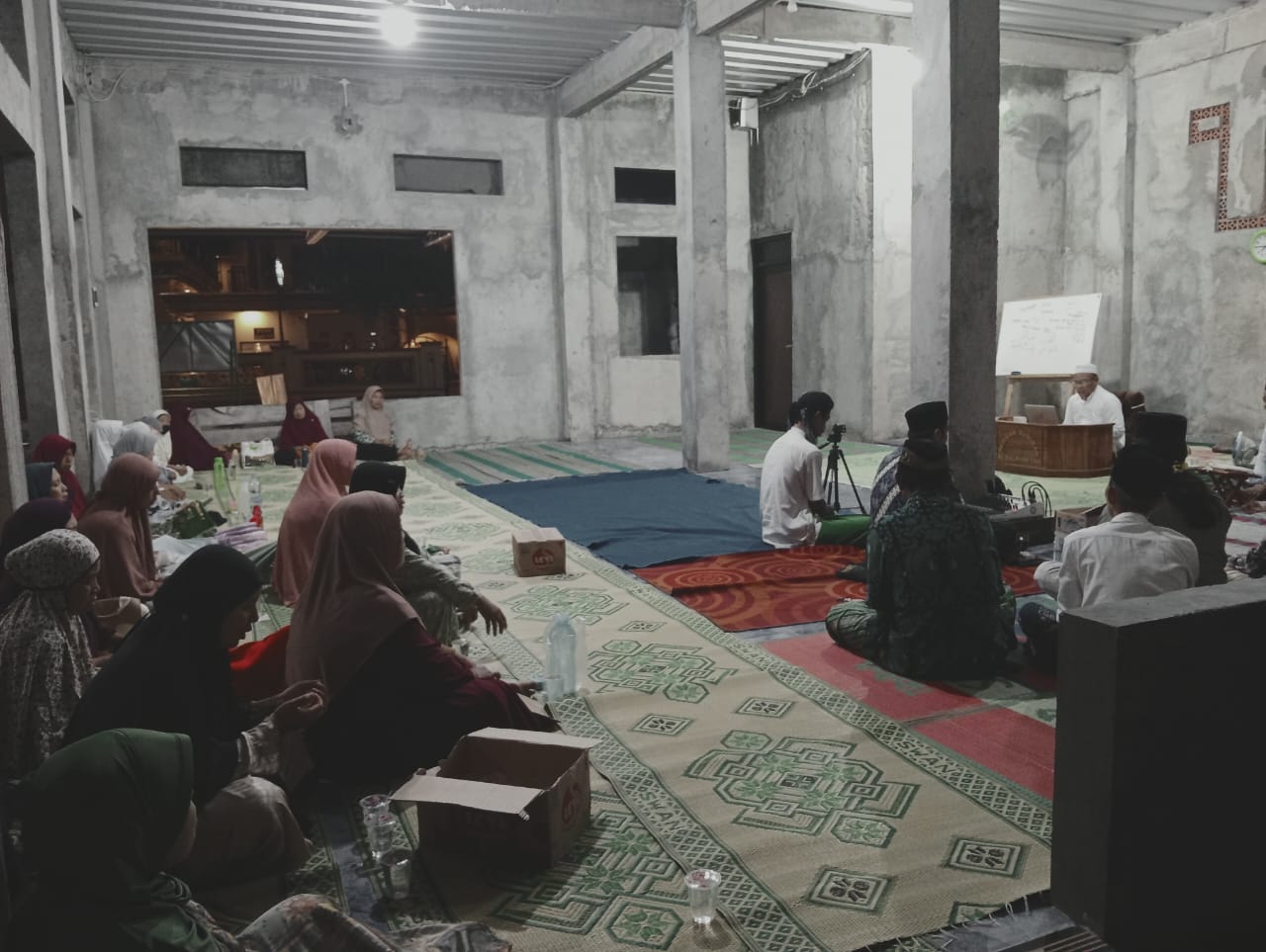 Dari Hamparan Pasir Bukit Uhud ke Halaman Pesantren: Jalan Santri Menuju Pembebasan