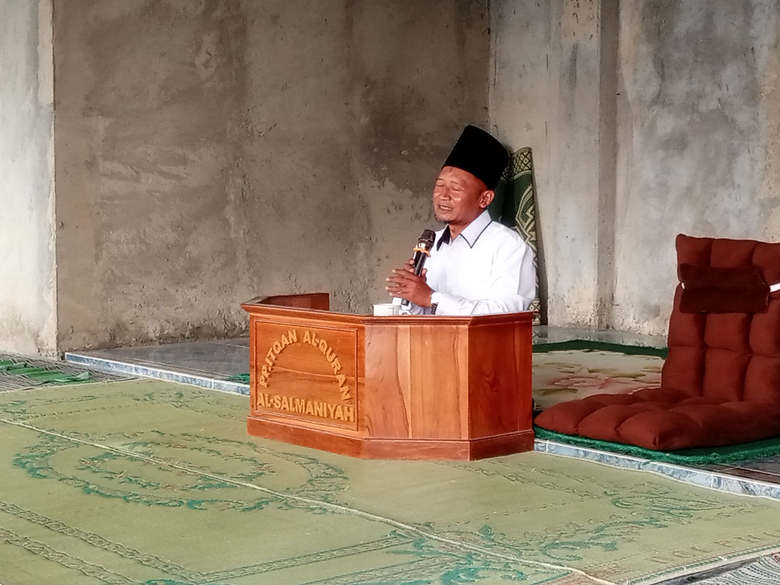 Kembali ke Rutinan Ahad Pagi: Kajian Kitab At-Tibyan Karya Imam Nawawi di Pondok Pesantren Itqanul Alquran Alsalmaniyah, Boyolali