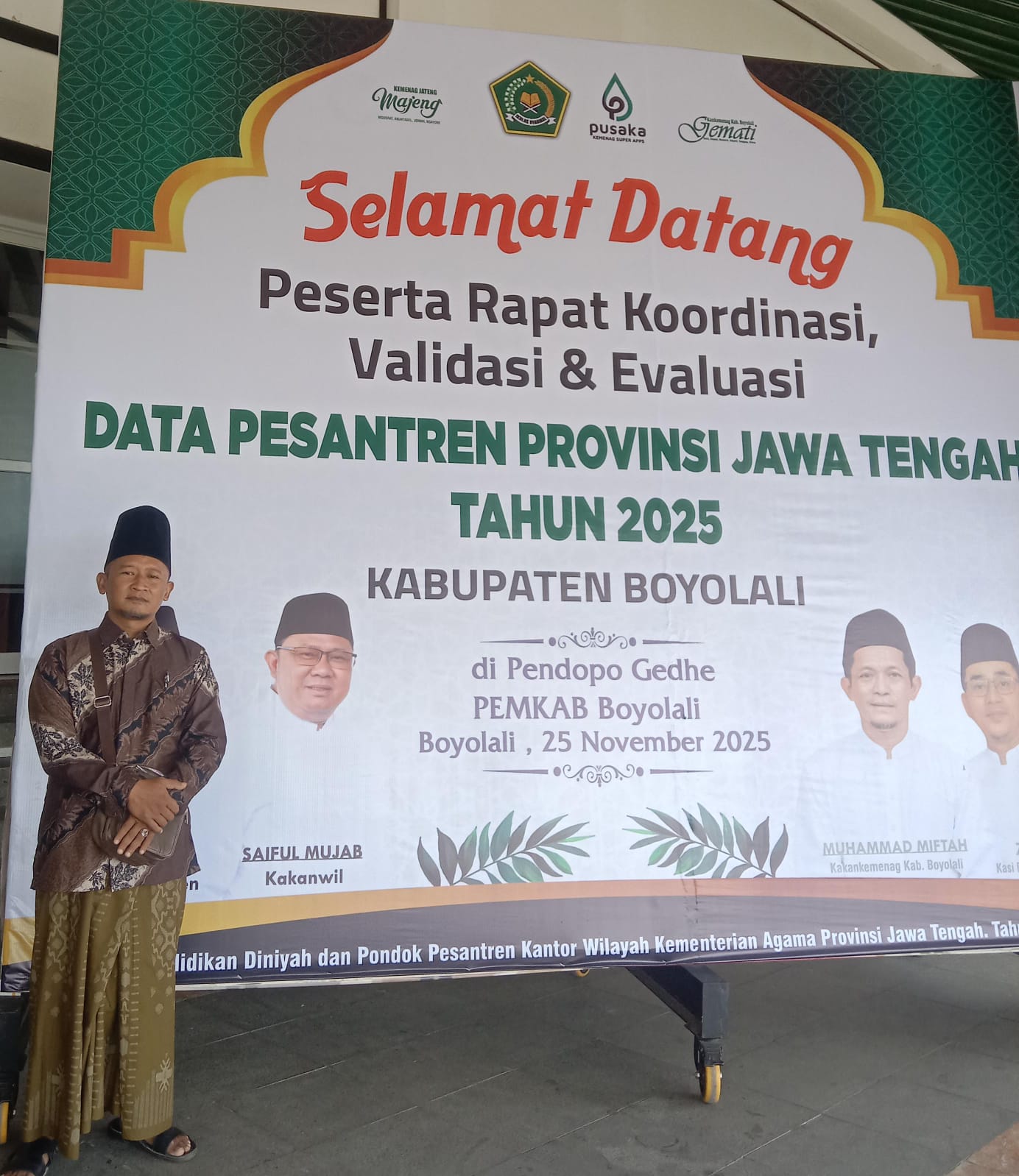 Rapat Koordinasi Validasi & Evaluasi Data Pesantren